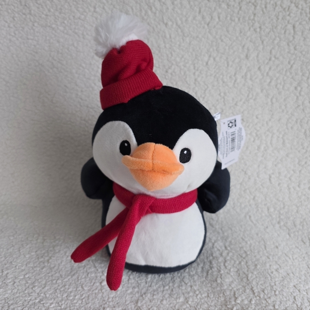 NWT Holiday Time 7.5" Christmas Quackerz Penguin Duck Plush With Hat And Scarf